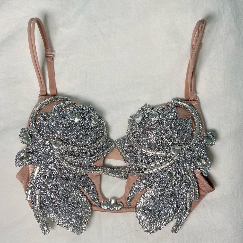 Chillfitrave rhinestone decor push up bra top